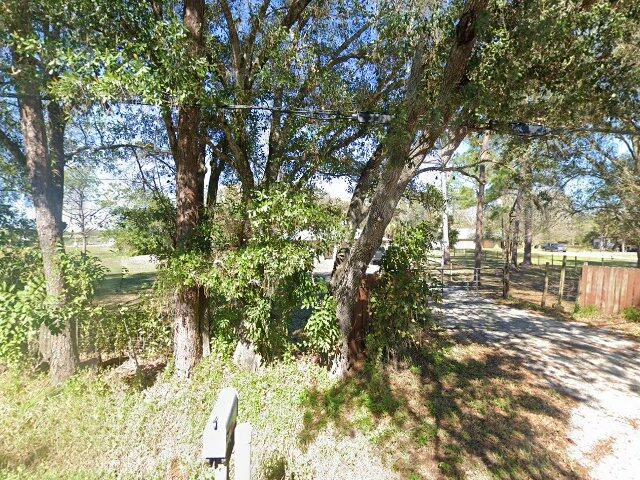 House image located at North Fort Myers, FL 33917