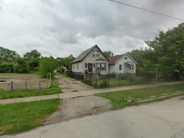 House image located at Chicago, IL 60628