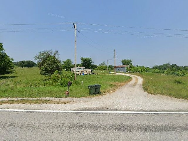 House image located at Marianna, FL 32446