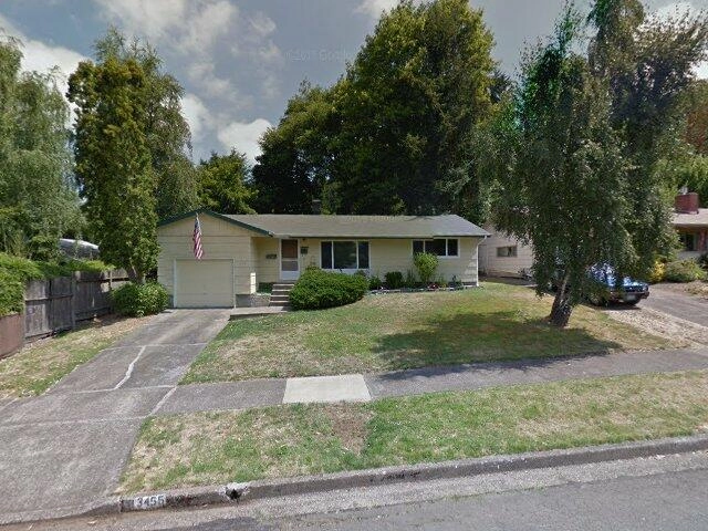 House image located at Eugene, OR 97405