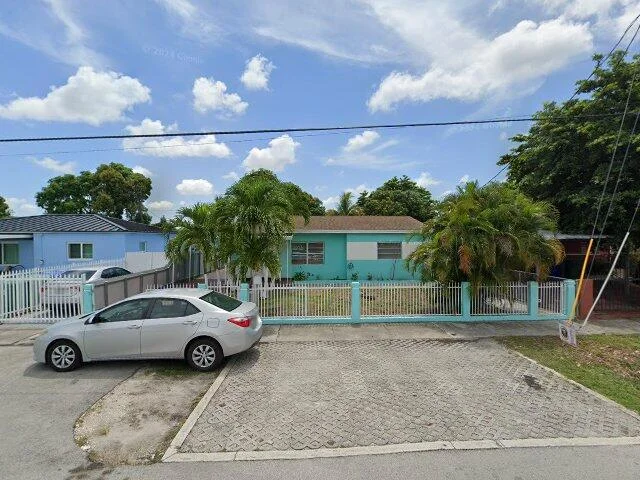 House image located at Miami, FL 33125