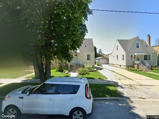 House image located at Elmwood Park, IL 60707