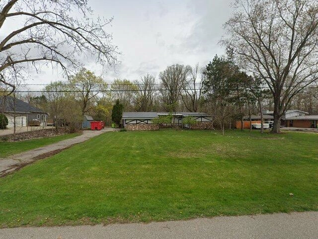 House image located at Midland, MI 48640