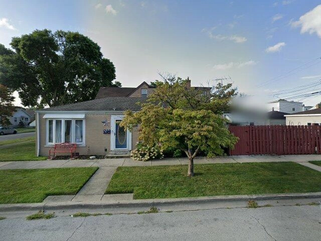 House image located at Chicago, IL 60634