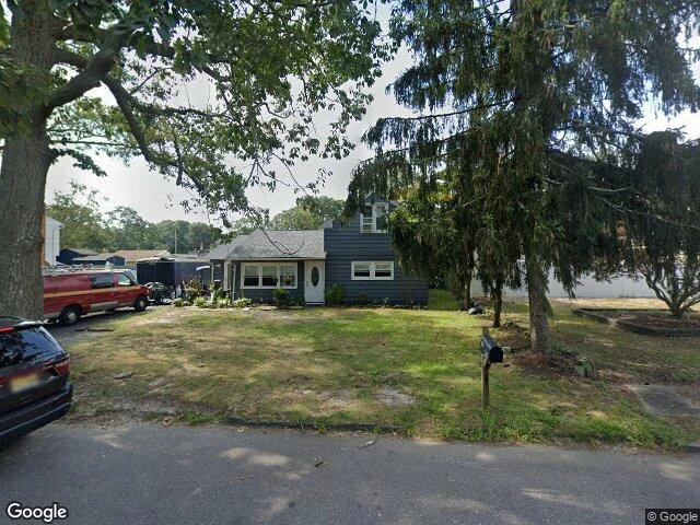 House image located at Bayville, NJ 08721