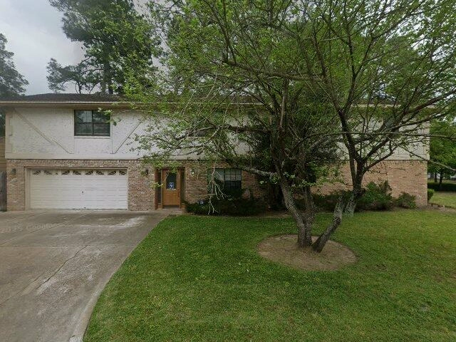 House image located at Houston, TX 77066
