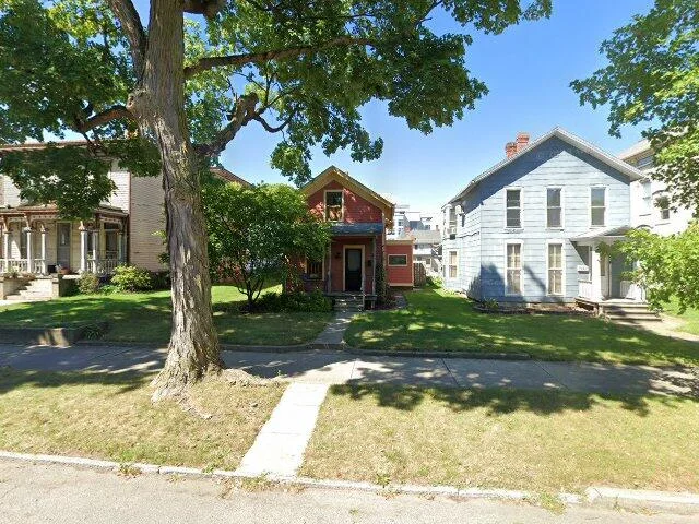 House image located at Fort Wayne, IN 46802