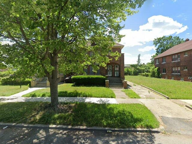 House image located at Detroit, MI 48238