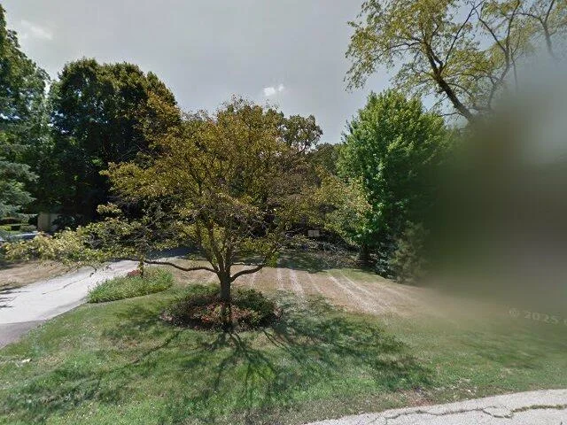 House image located at Elgin, IL 60124