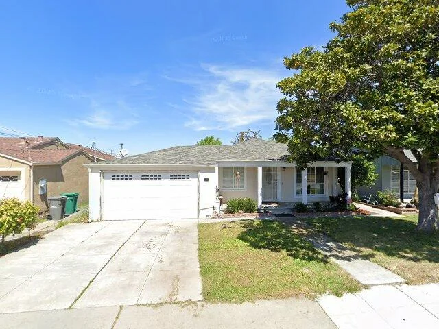 House image located at San Lorenzo, CA 94580