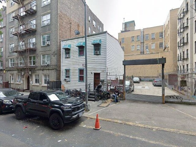 House image located at New York, NY 10032
