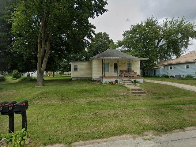 House image located at Independence, IA 50644