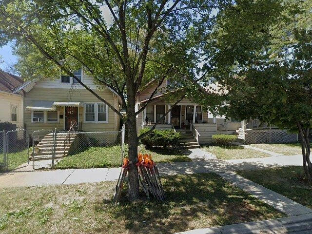 House image located at Chicago, IL 60628