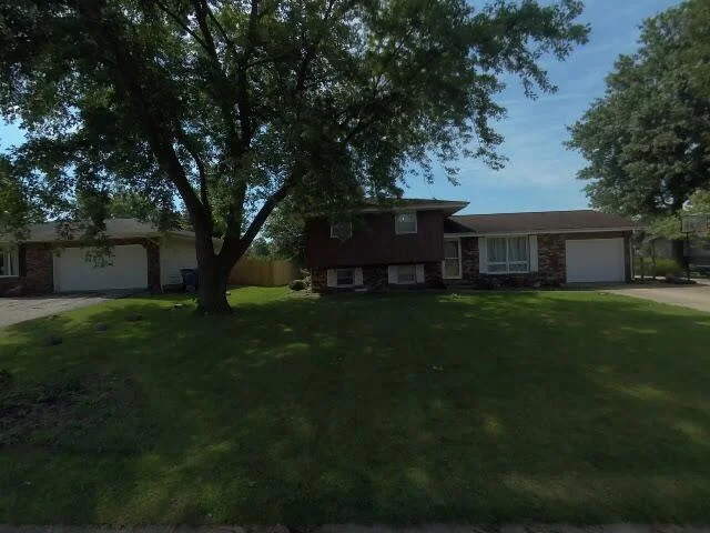 House image located at Lexington, IL 61753