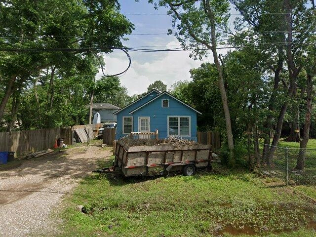 House image located at Bacliff, TX 77518