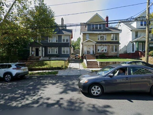 House image located at Newark, NJ 07112