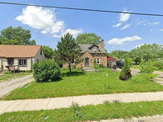 House image located at Flint, MI 48507