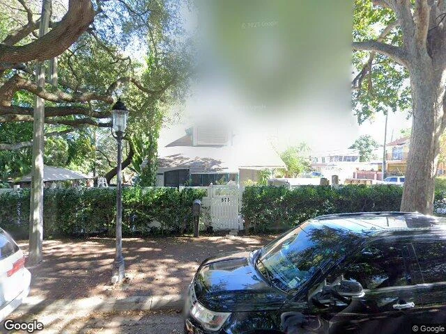 House image located at Miami, FL 33135