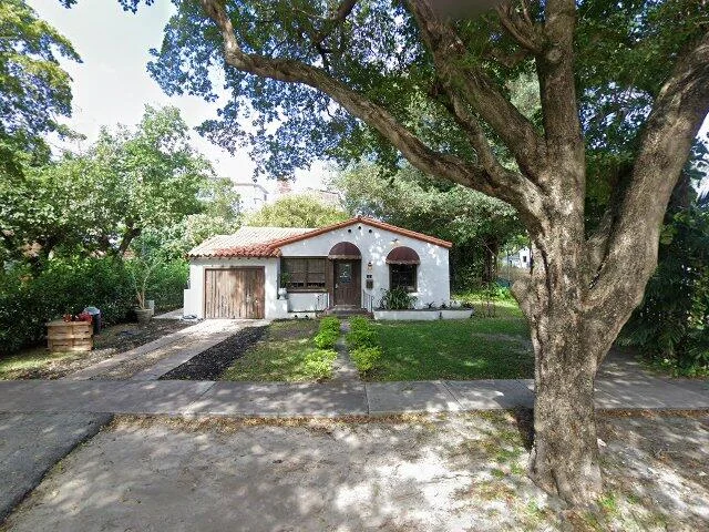 House image located at Miami, FL 33134