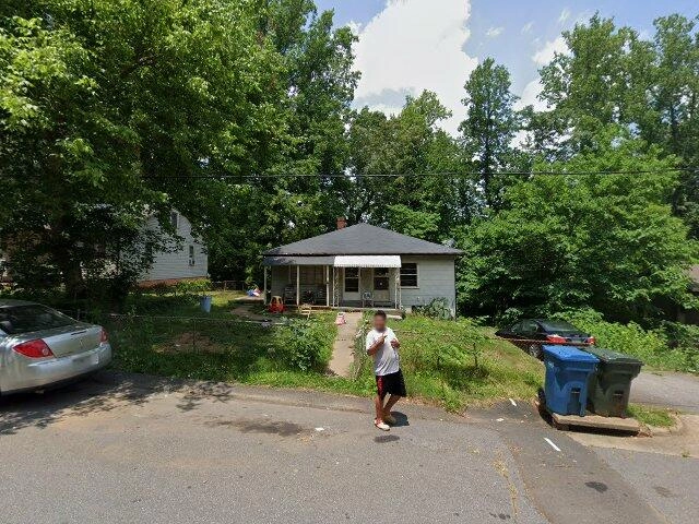 House image located at Hickory, NC 28602