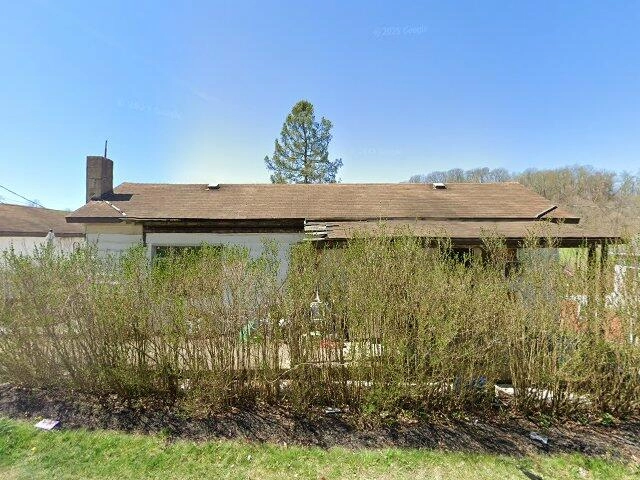 House image located at McDonald, PA 15057