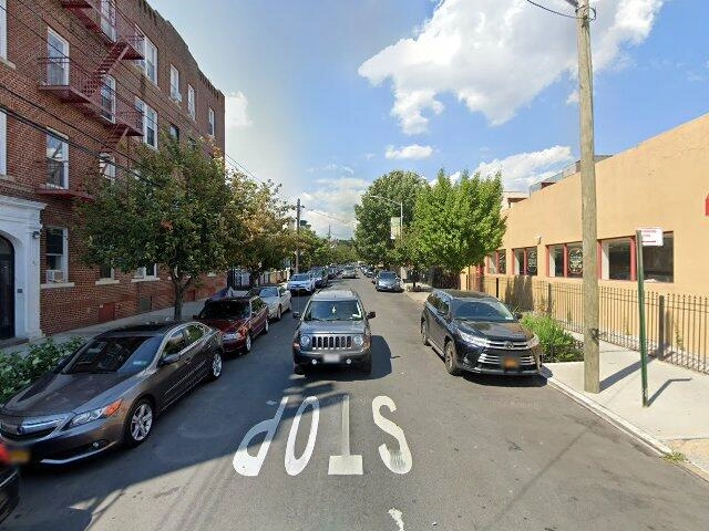 House image located at Minneapolis, MN 55421