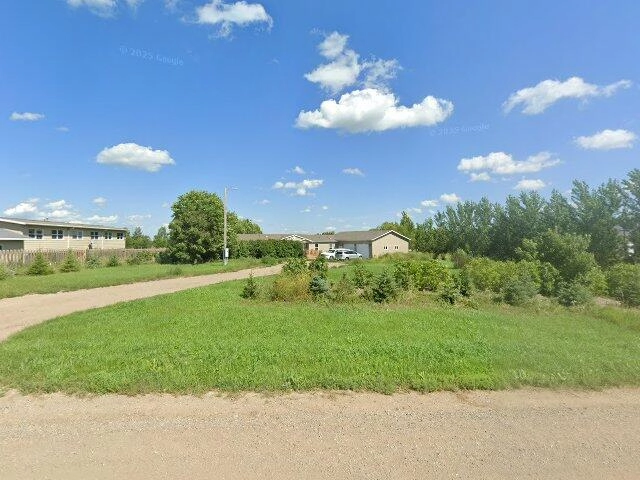 House image located at Minot, ND 58701