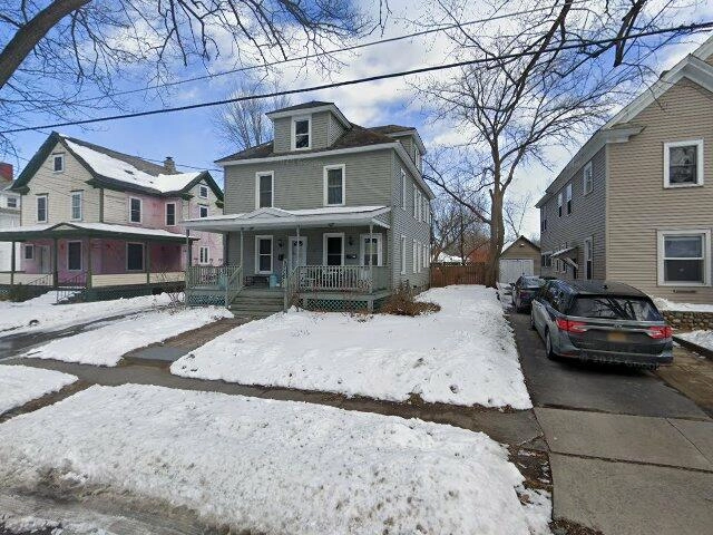 House image located at Freeport, NY 11520