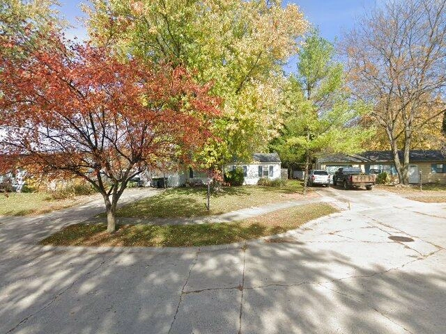 House image located at Kendallville, IN 46755