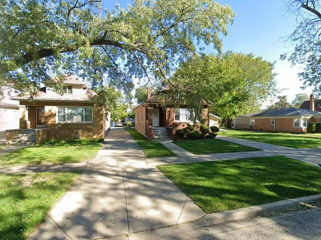 House image located at Maywood, IL 60153