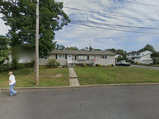 House image located at Medford, NY 11763
