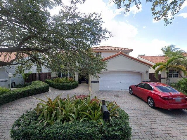 House image located at Miami, FL 33185