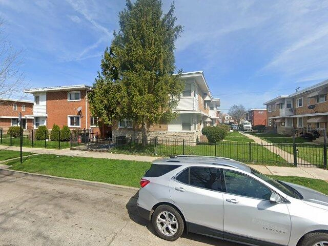 House image located at Chicago, IL 60644