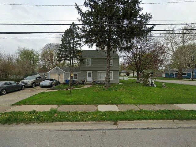 House image located at Aurora, IL 60506