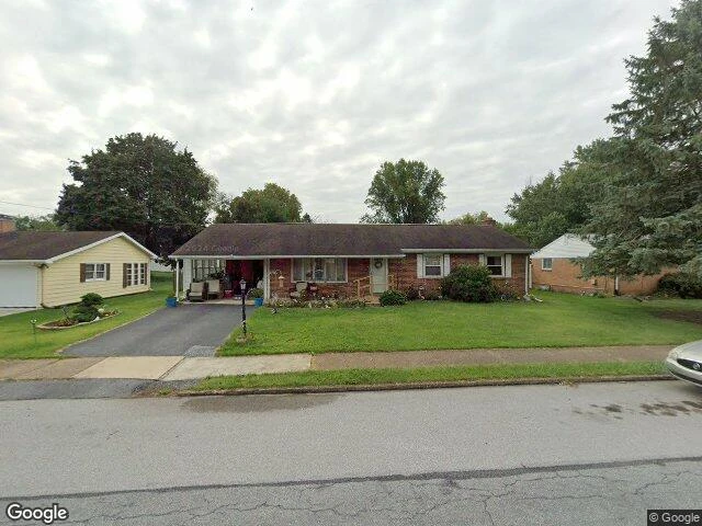 House image located at Mechanicsburg, PA 17055