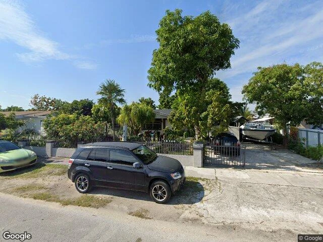 House image located at Miami, FL 33177