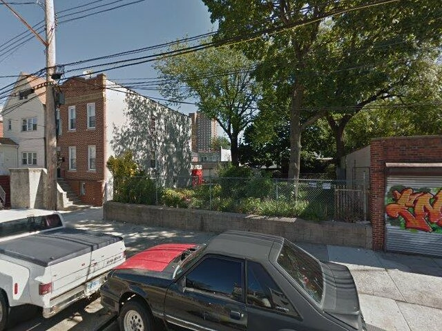 House image located at Burlington, NJ 08016