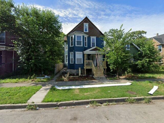 House image located at Chicago, IL 60628