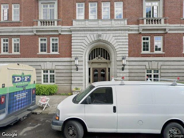 House image located at Portland, OR 97209