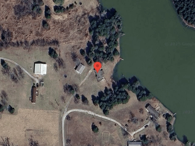 House image located at Creal Springs, IL 62922