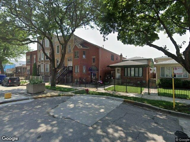 House image located at Chicago, IL 60609