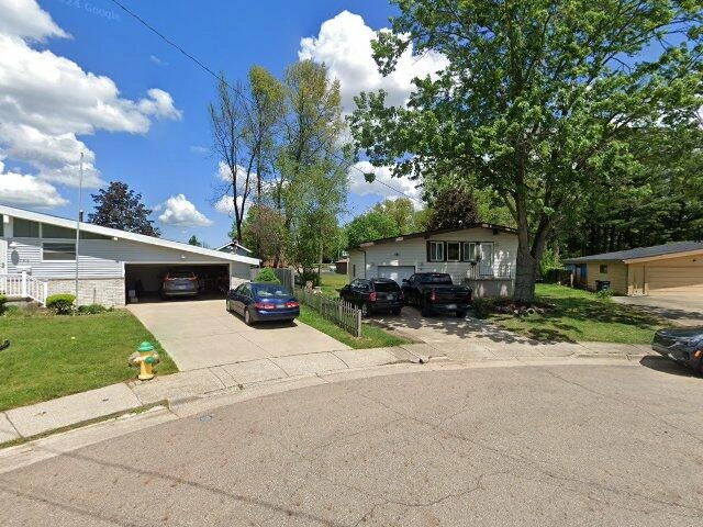 House image located at Akron, OH 44314