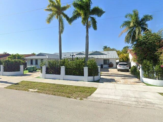 House image located at Miami, FL 33175