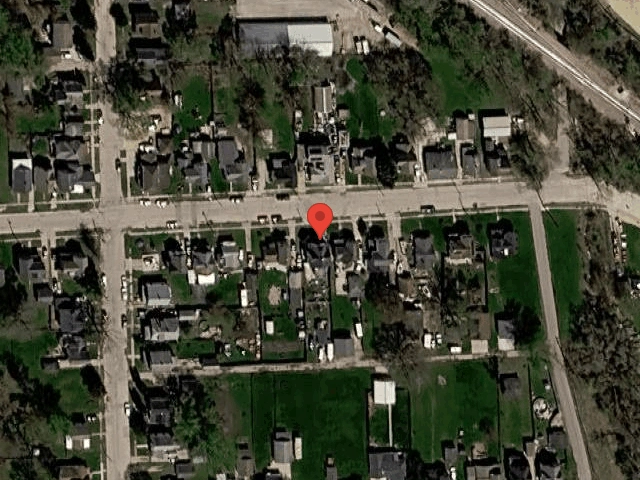 House image located at Freeport, IL 61032