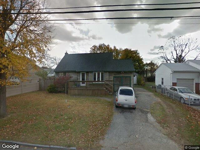 House image located at Lindenhurst, NY 11757