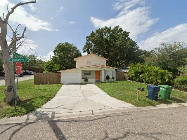 House image located at Tampa, FL 33616