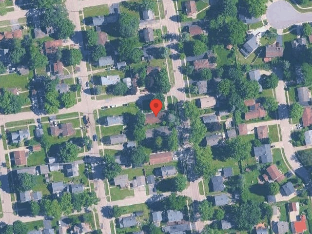 House image located at Carpentersville, IL 60110