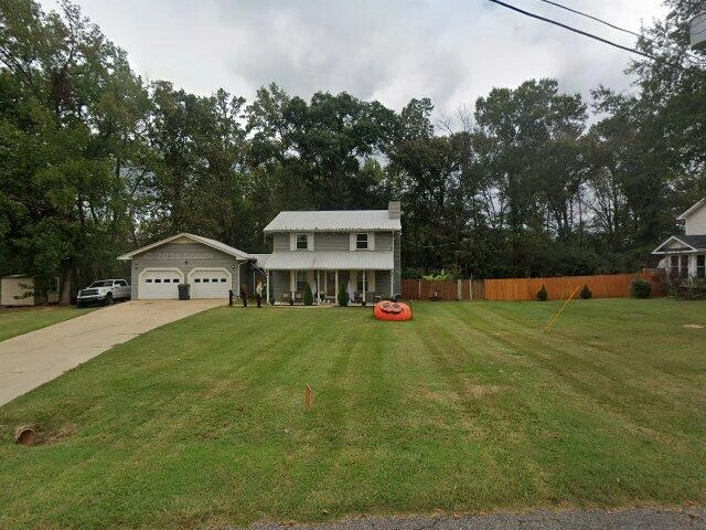 House image located at Weaver, AL 36277