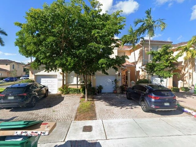 House image located at Miami, FL 33186