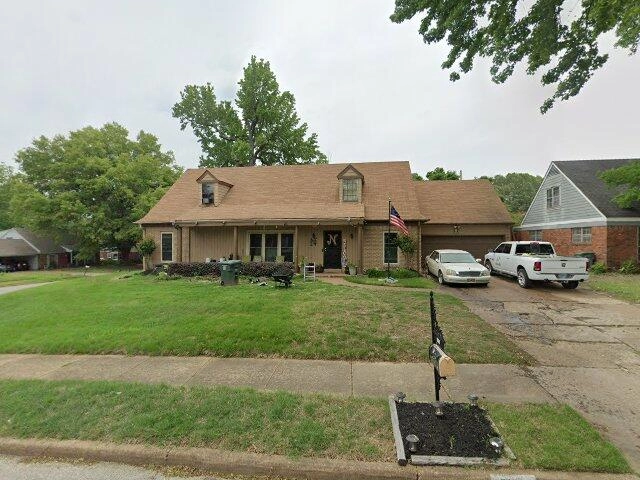 House image located at Memphis, TN 38115